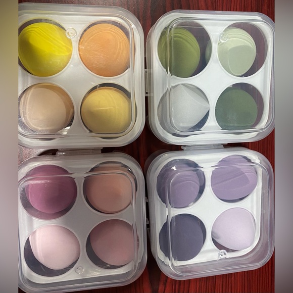 Set of 4 Air Cushion Makeup Egg Sponge with clear casing - Picture 11 of 11